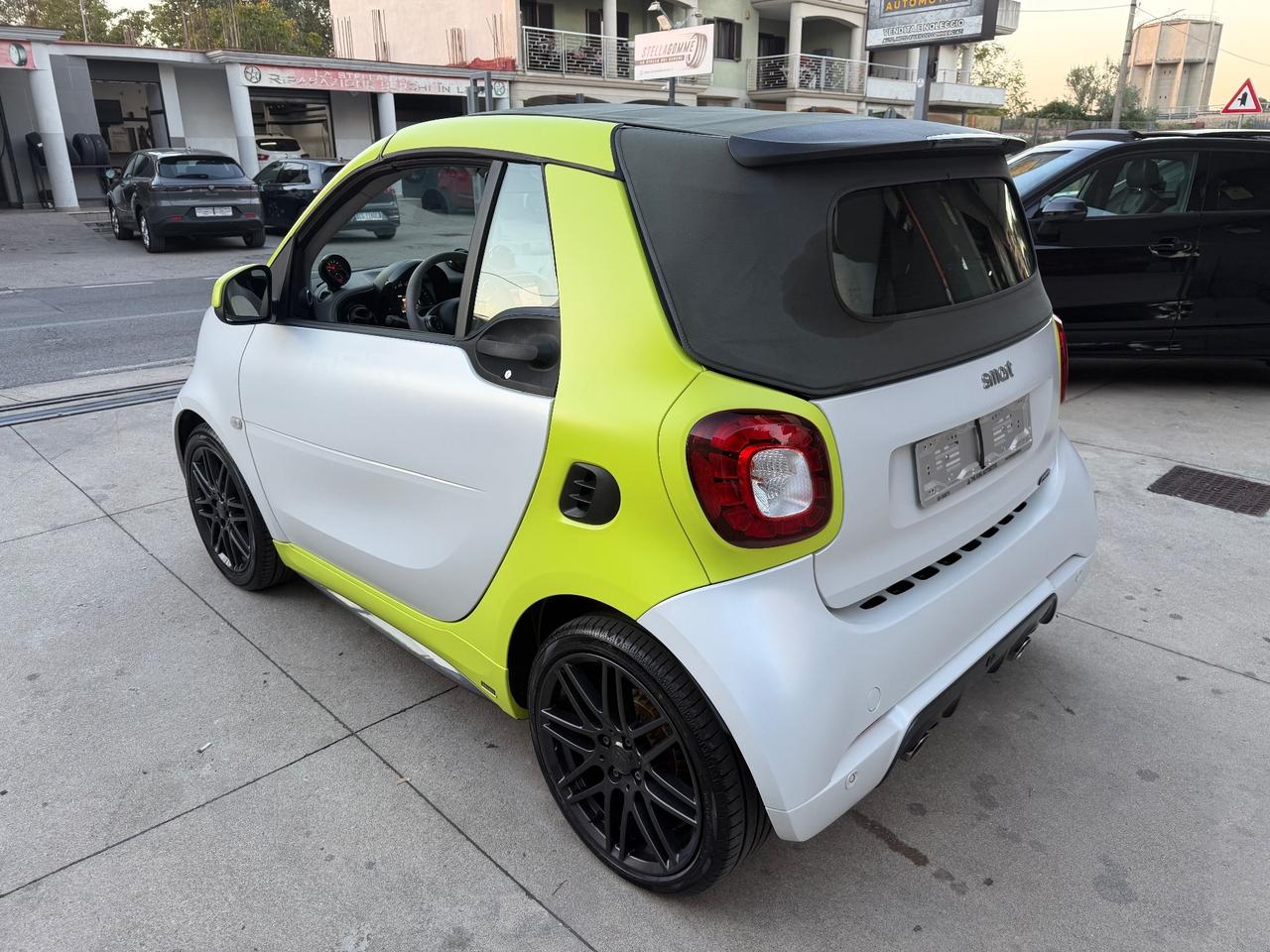 Smart ForTwo BRABUS 0.9 Turbo twinamic cabrio 109cv