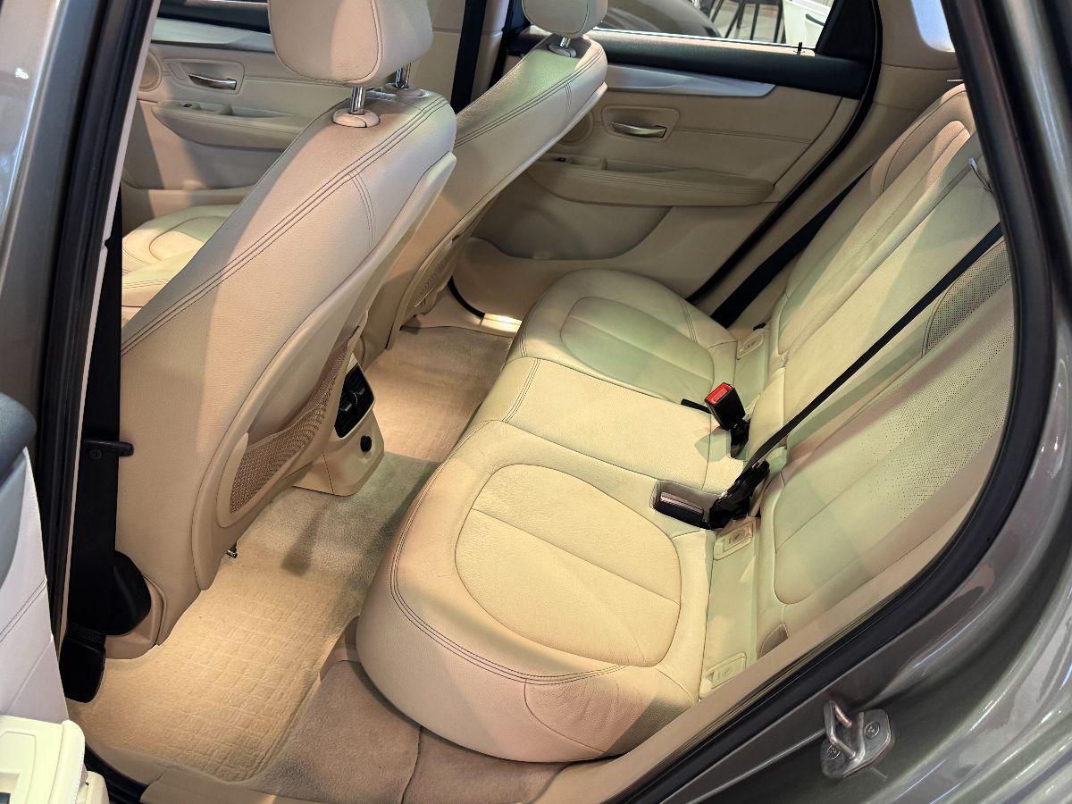 BMW Serie 2 218d Active Tourer Luxury Tetto Pelle