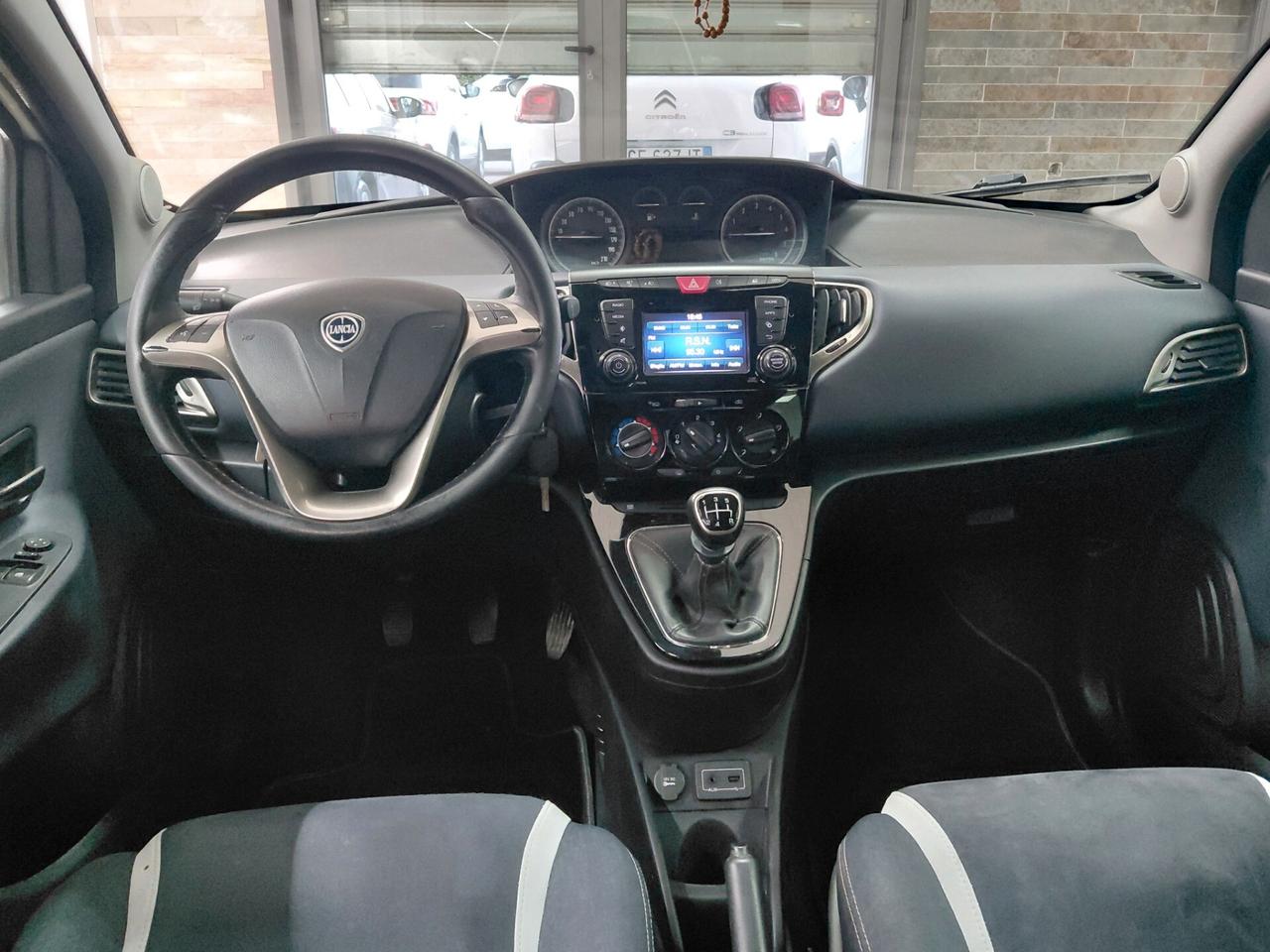 Lancia Ypsilon 1.2 69 CV 5 porte Mya soli 96000 km
