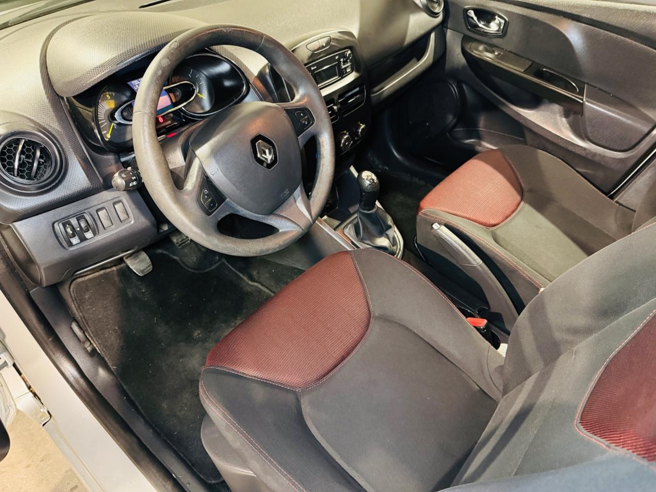 Renault CLIO 1.5 DCI 75 CV*NEOPATENTATI*