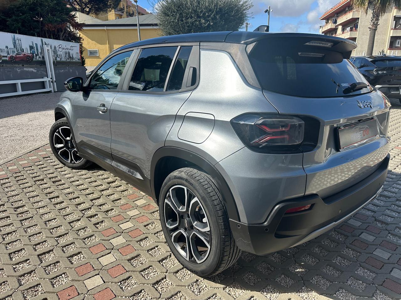 Jeep Avenger 1.2 Turbo 100 CV Summit