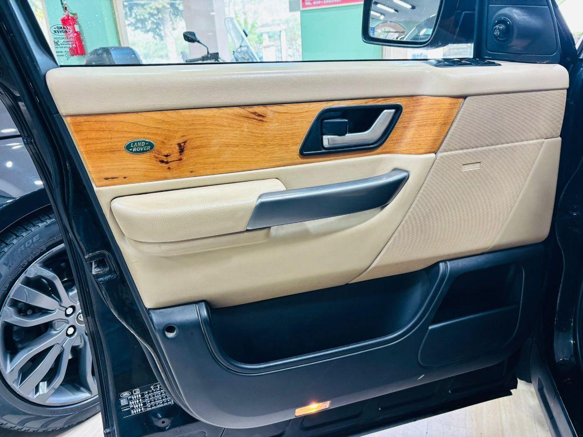 Land Rover Range Rover Sport 2.7 TDV6 SE