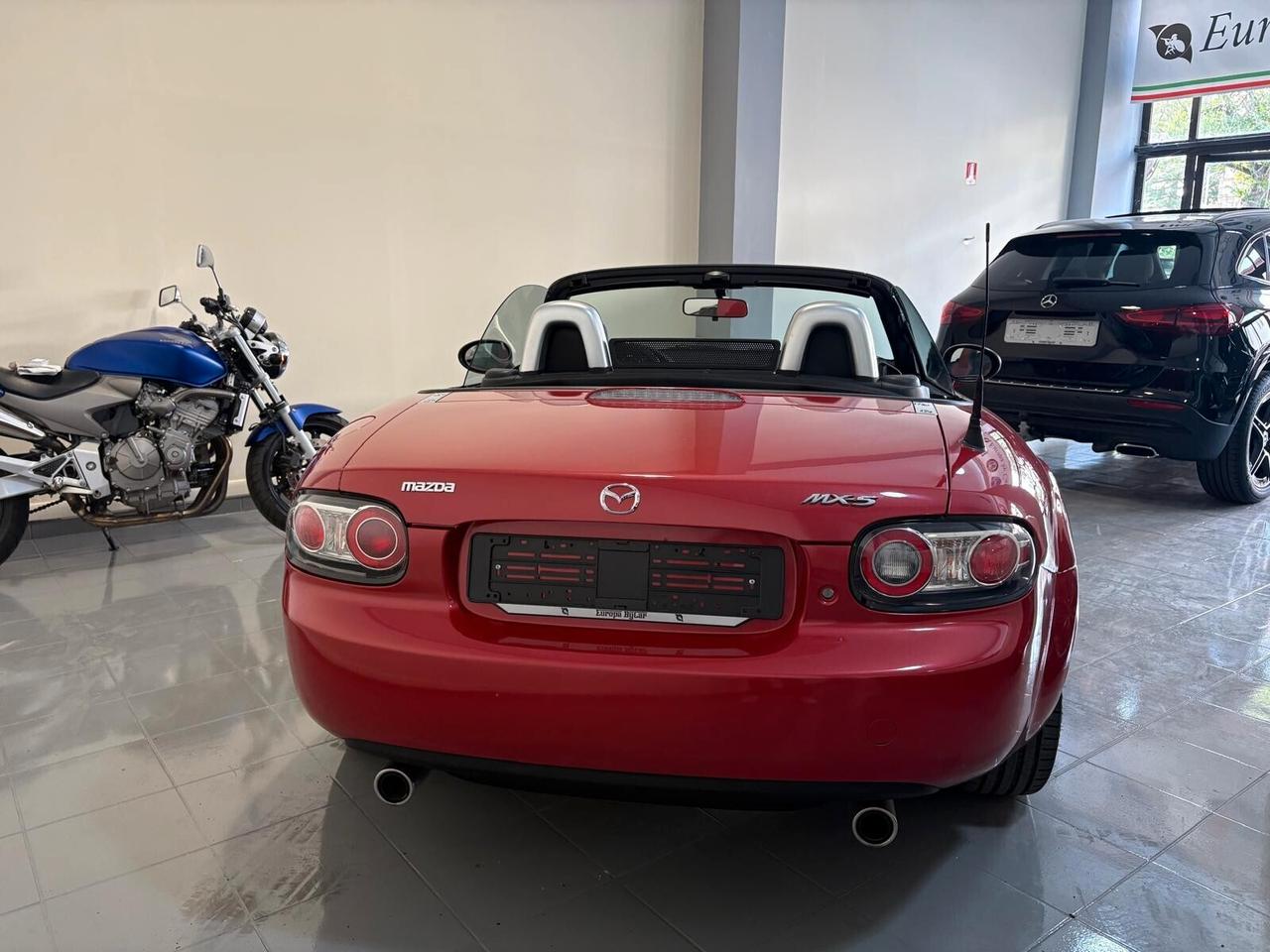 Mazda MX-5 Roadster 2.0L 16V 3rd Generation