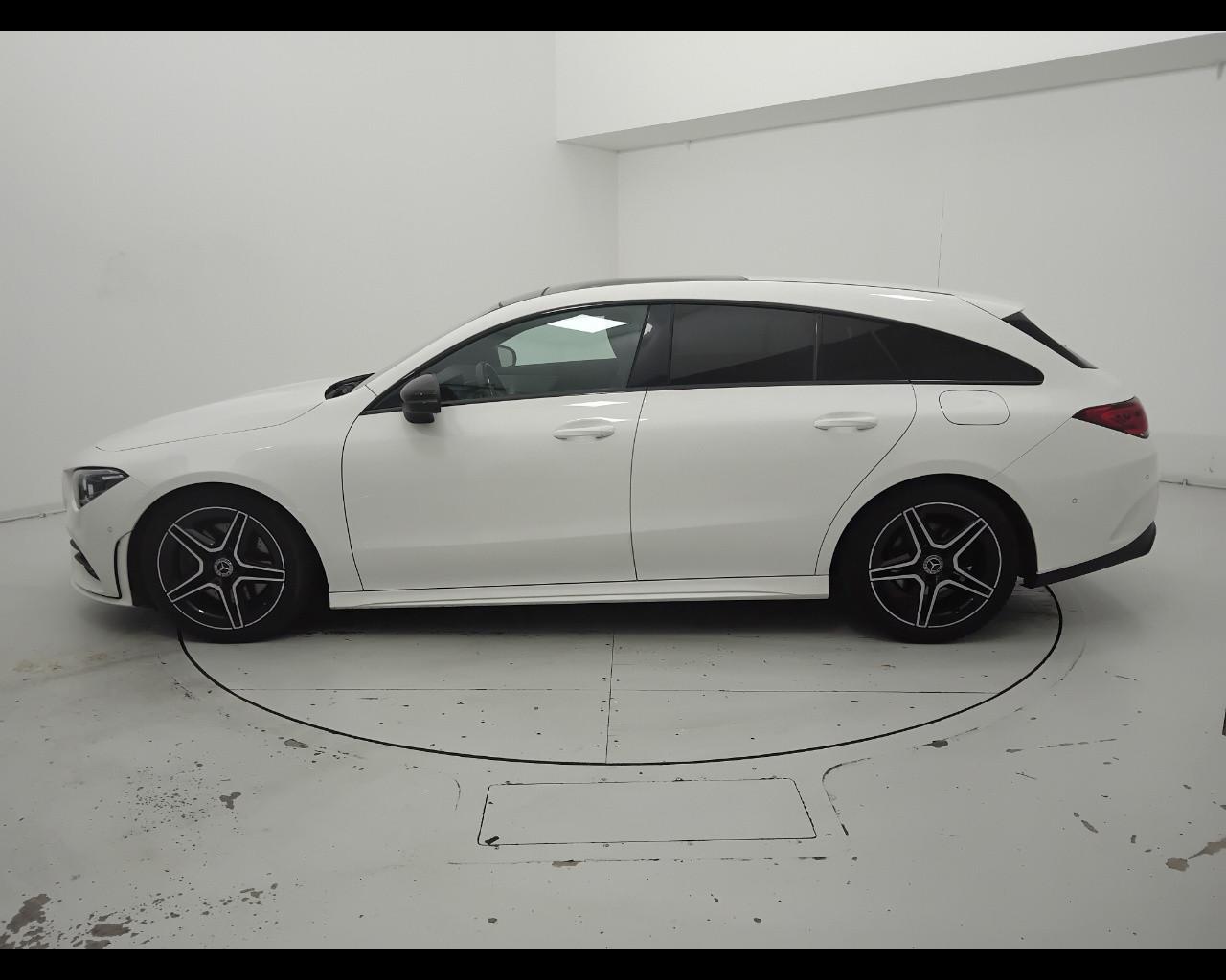 Mercedes-Benz CLA Sh.Brake - X118 - CLA Shooting Brake 200 d Premium auto