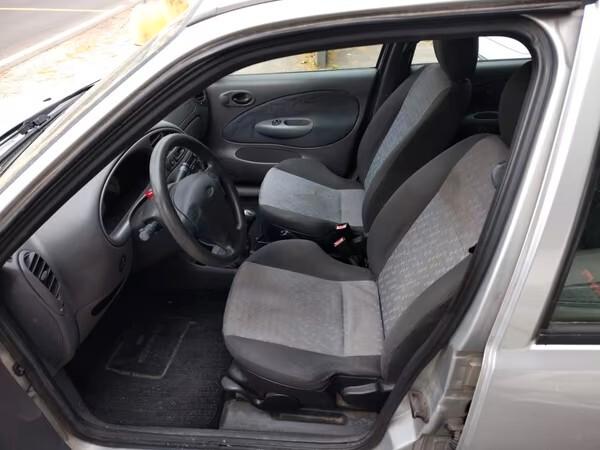 Ford Fiesta 1.2i 16V cat 5 porte Ghia