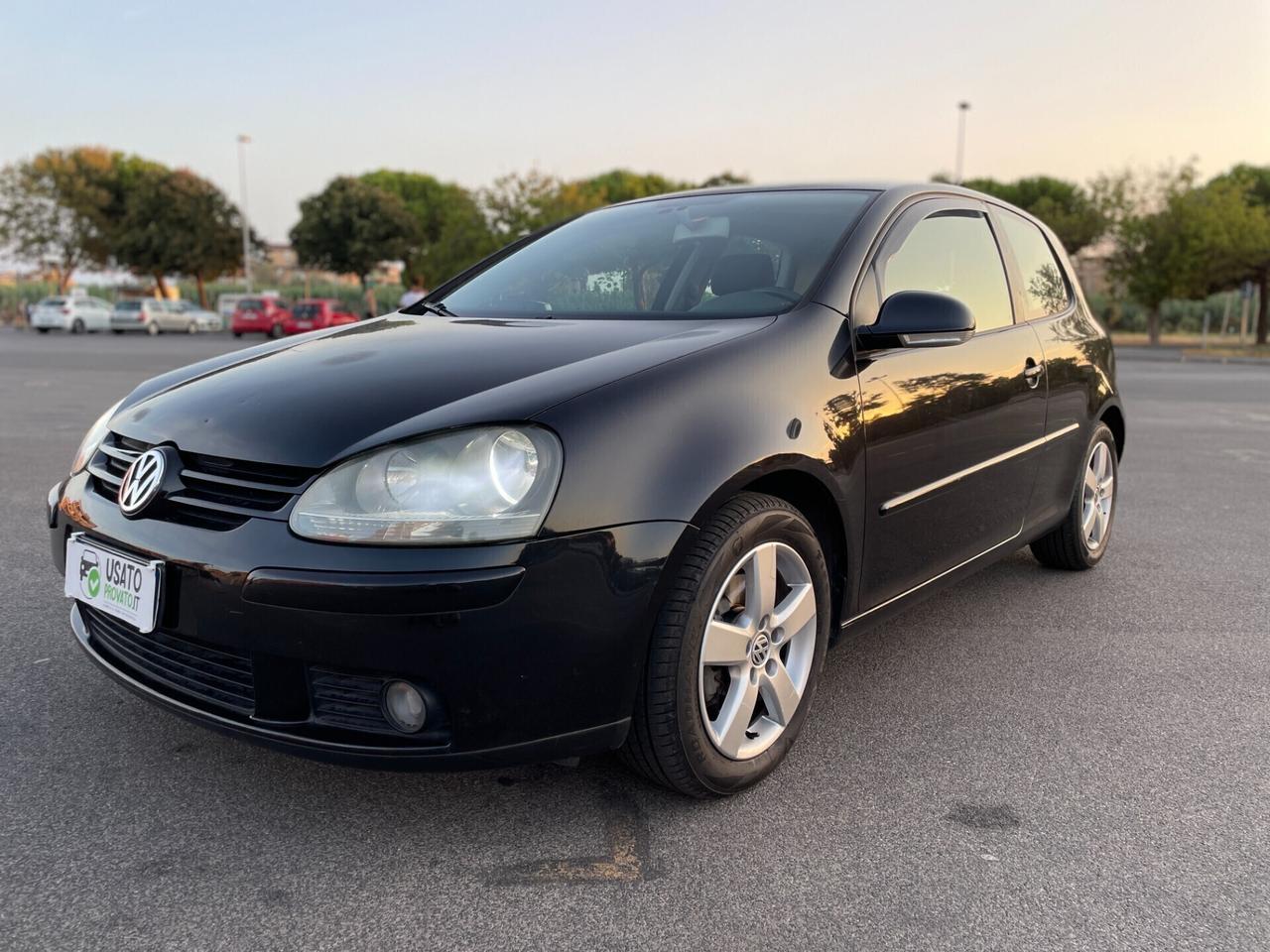 VW Golf V 1.6 fsi 3p 115cv 3.000e di lavori 2024!