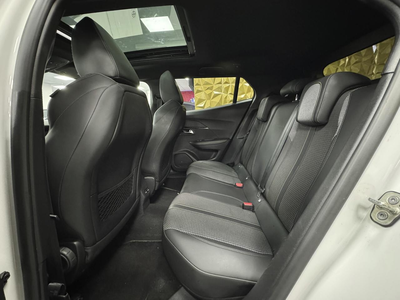 Peugeot 2008 BlueHDi 130 S&S EAT8 GT