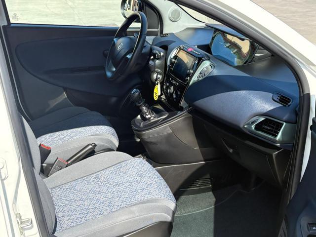 LANCIA Ypsilon 1.0 FireFly 5 porte S&S Hybrid Gold