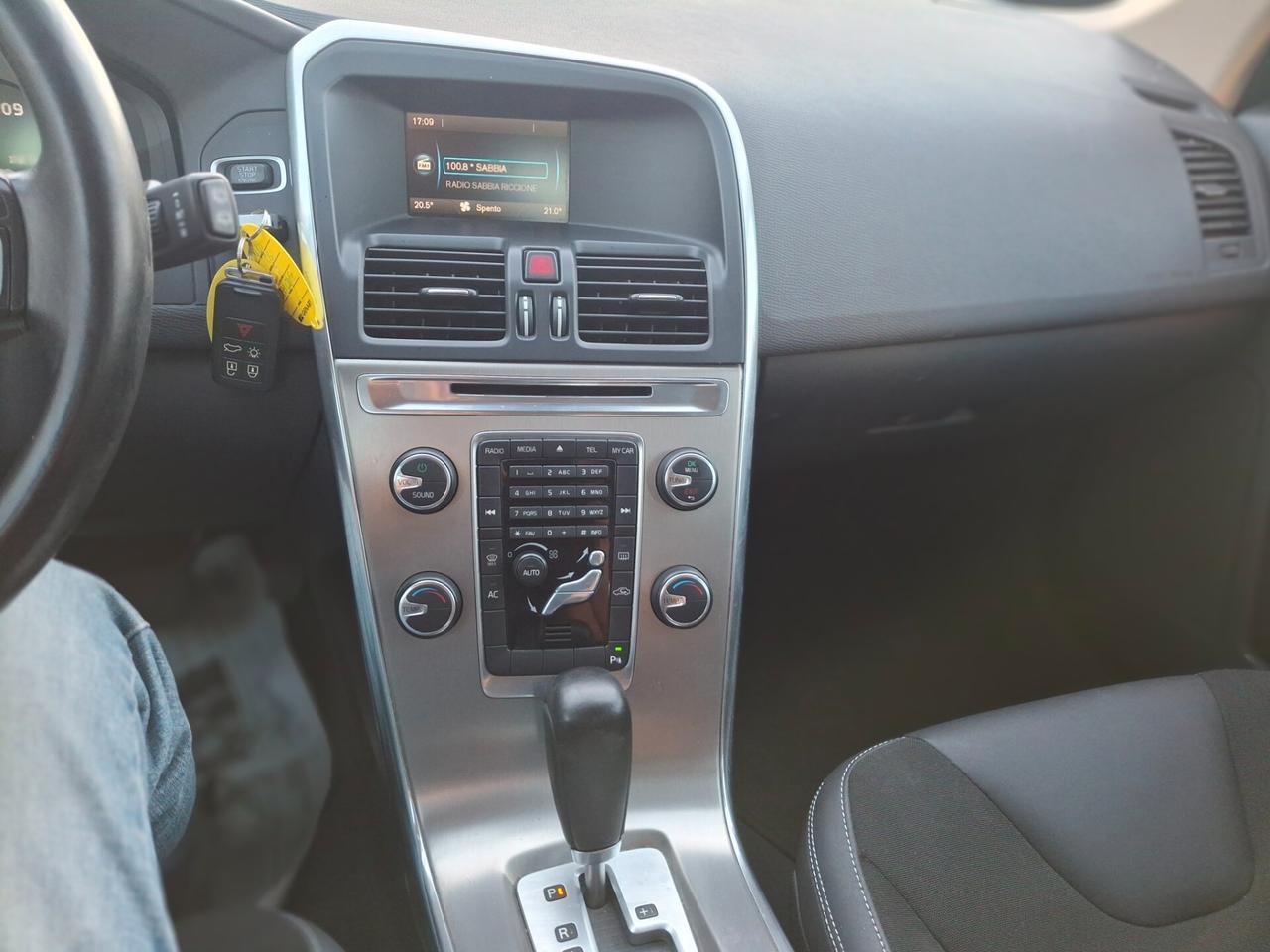 Volvo XC 60 XC60 D3 Geartronic Momentum