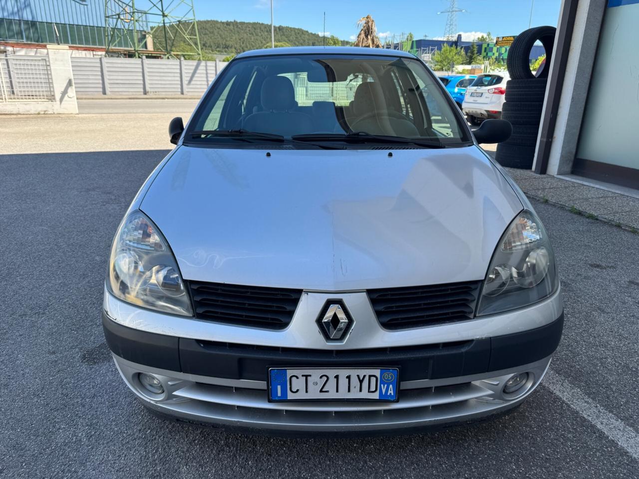 Renault Clio 1.2 cat 5 porte Fairway 84.000KM