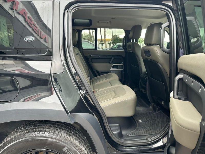 Land Rover Defender (2019) LAND ROVER 110 2.0 SD4 240CV AWD Auto SE