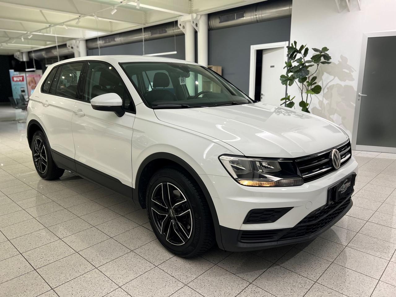 VOLKSWAGEN Tiguan II 2016 1.4 tsi Business 125cv - CONDIZIONI OTTIME!