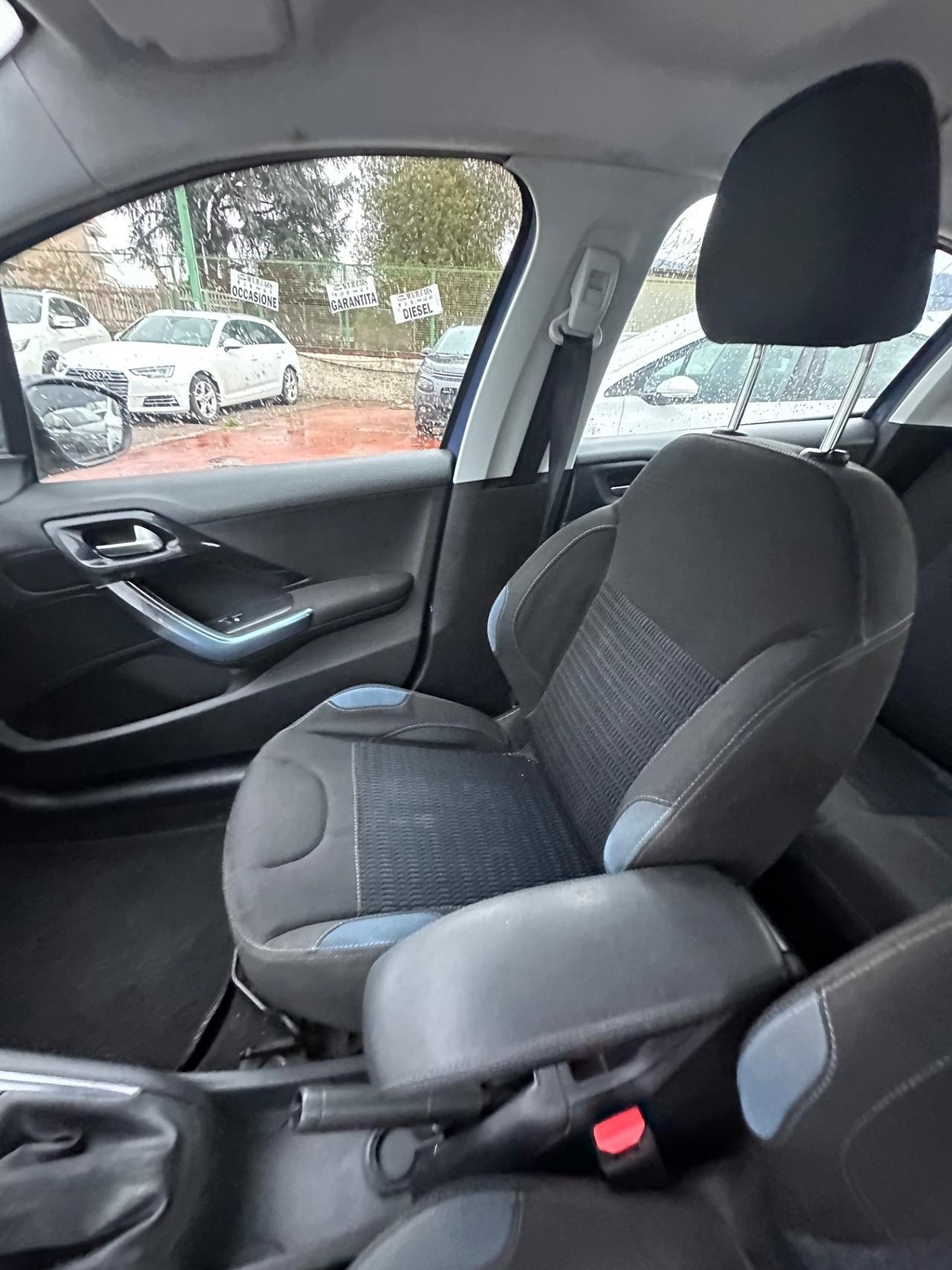 Peugeot 208 1.6 e-HDi 92 CV Stop&Start 5 porte Allure