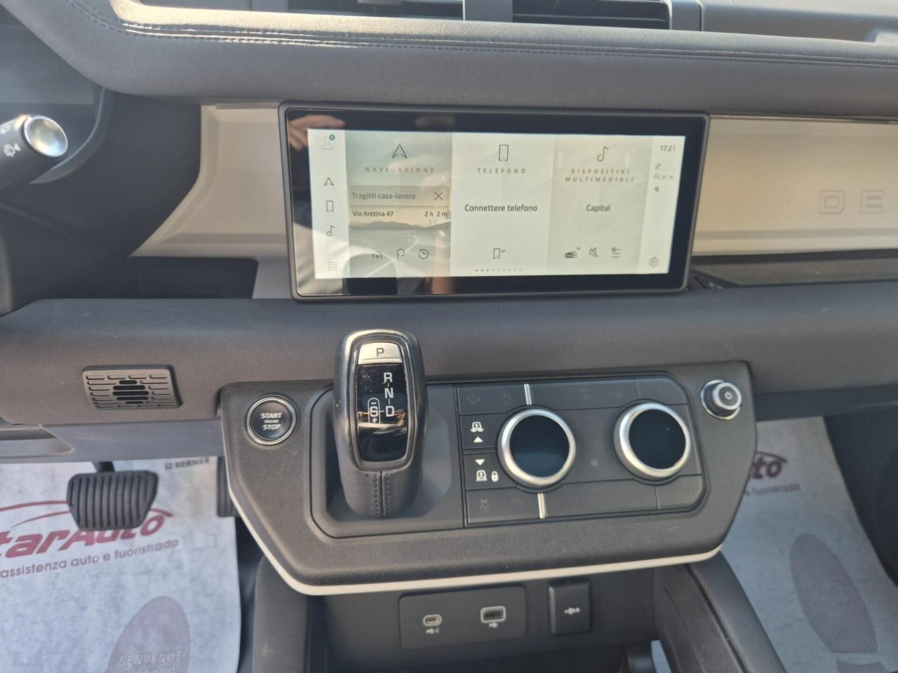Land Rover Defender 90 3.0D I6 200 CV AWD Auto SE