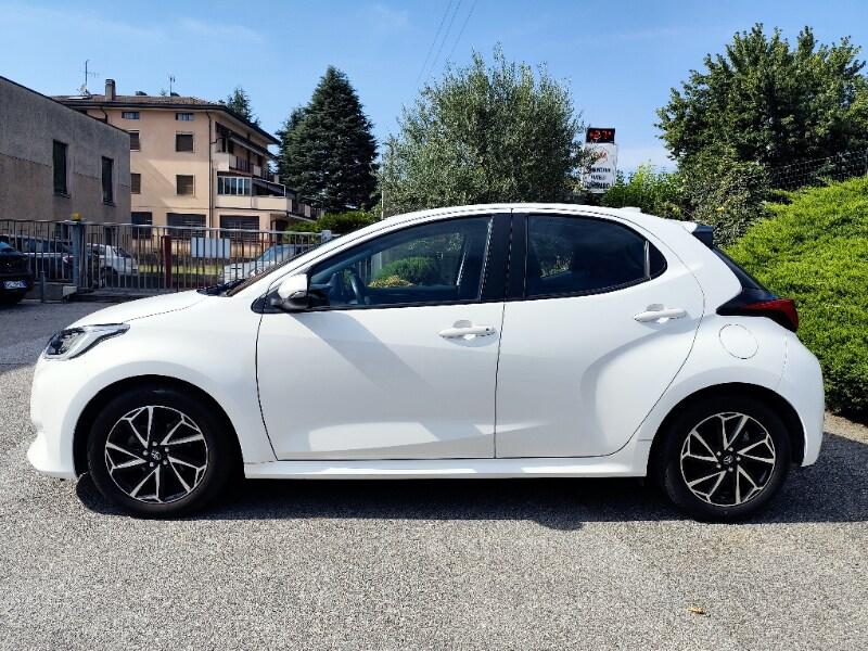 TOYOTA Yaris 4ª serie Yaris 1.0 5 porte Trend