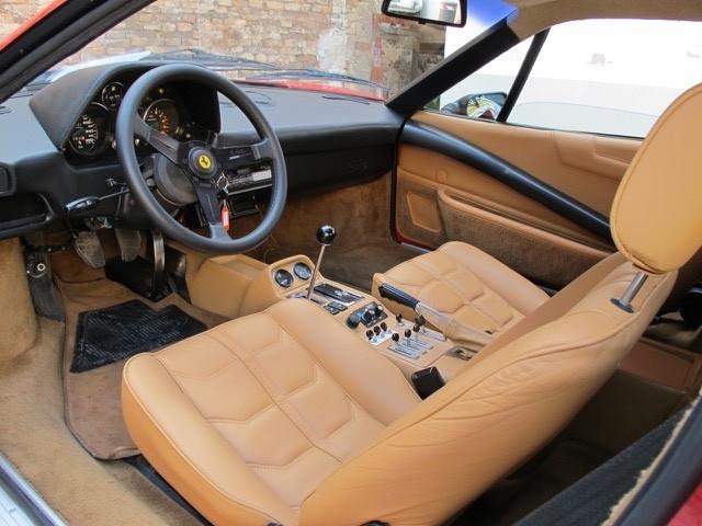 Ferrari 208 V8 CARBURATORI-AUTO RARISSIMA