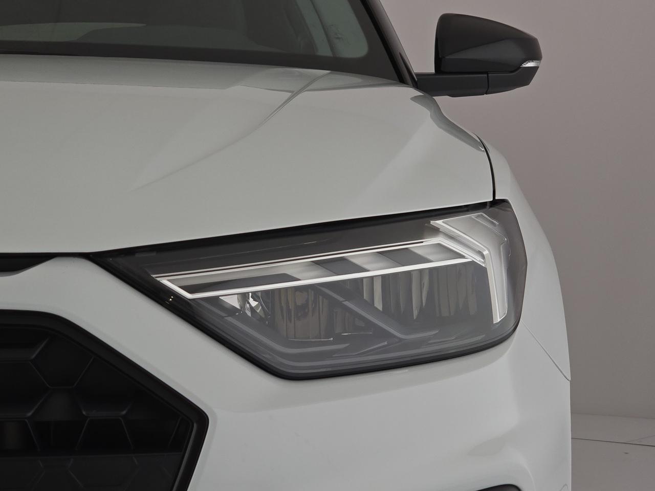Audi A1 sportback 30 1.0 tfsi s line edition 116cv