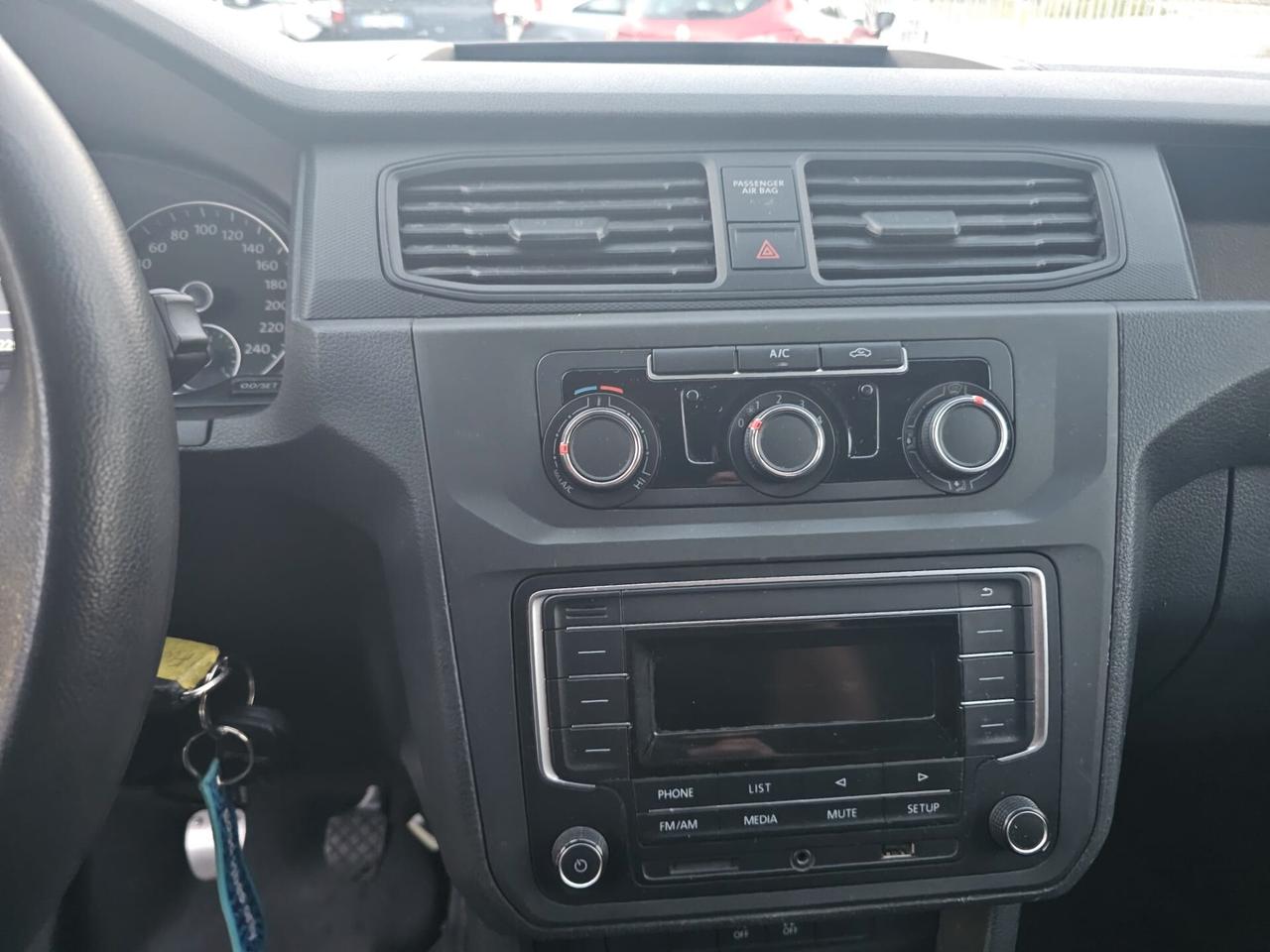 VOLKSWAGEN CADDY / 2015 / 4P / 2.0 TDI 122CV EURO6 4MOTION VAN