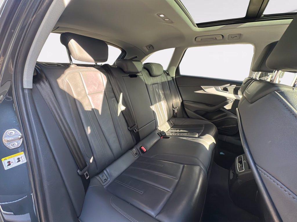 AUDI A4 allroad 40 2.0 tdi mhev identity contrast quattro 204cv s-tronic del 2021