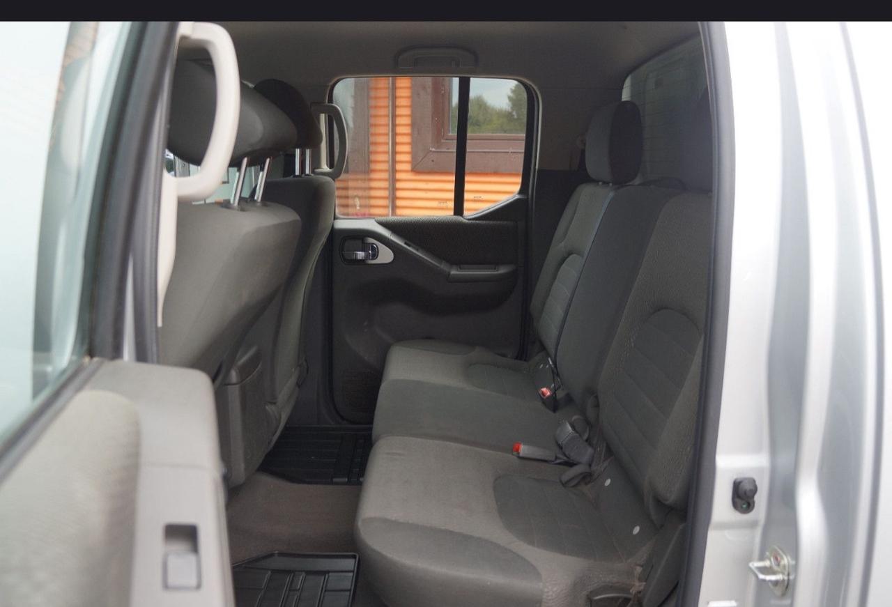 Nissan Navara 2.5 dCi 190CV 4 porte Double Cab Sport Platinum