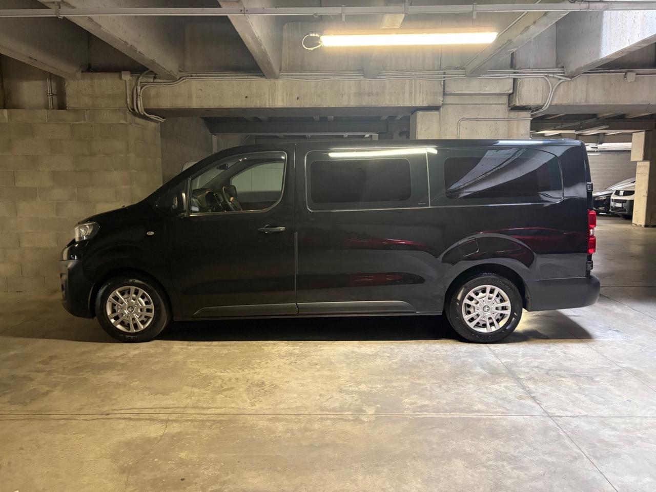 Peugeot Traveller Expert BlueHDi 115 S&S Long Active