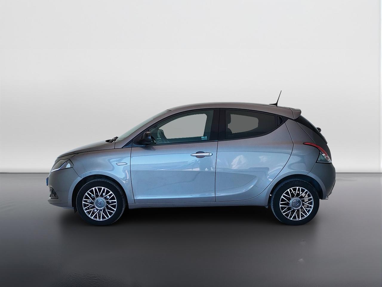 LANCIA Ypsilon III 2021 - Ypsilon 1.0 firefly hybrid Gold s&s 70cv
