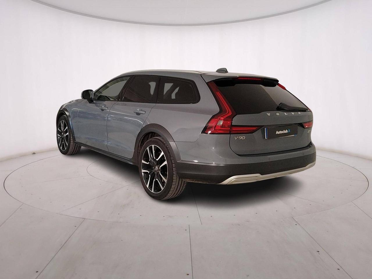 Volvo V90 Cross Country 2.0 b5 Ultimate awd