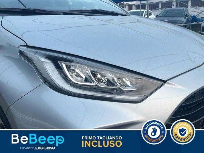 Toyota Yaris 1.5H 130 LOUNGE