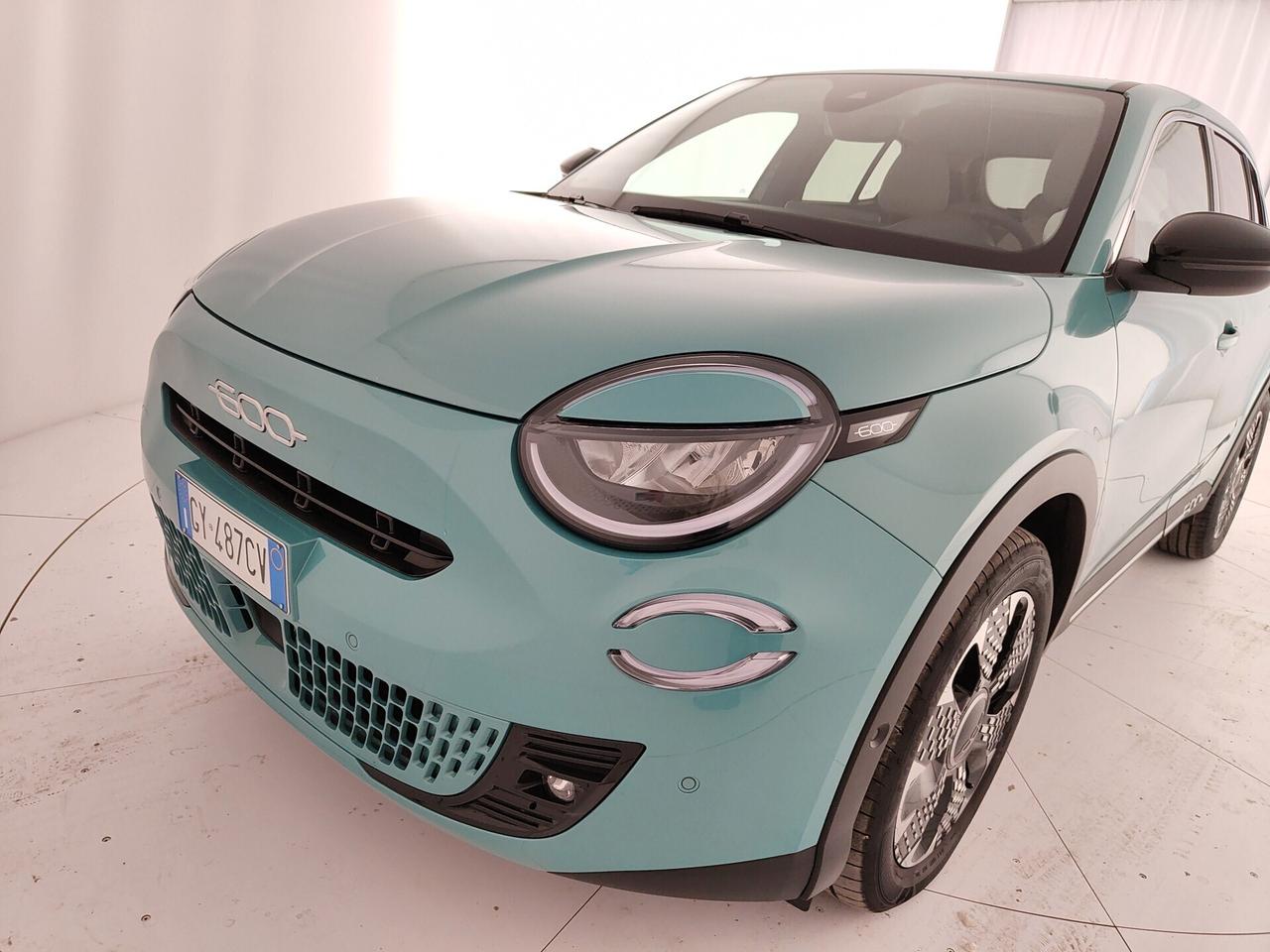 Fiat 600 Hybrid 136 CV DCT MHEV La Prima