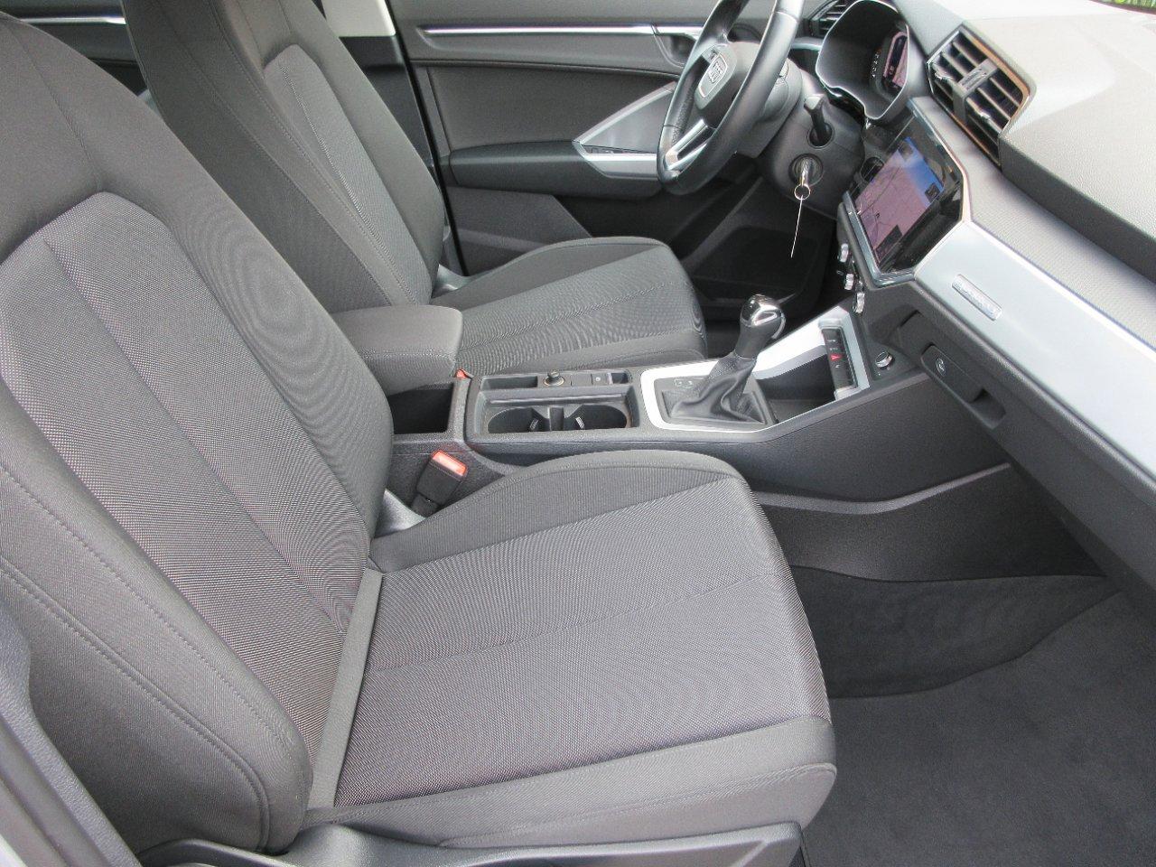 Audi Q3 35 2.0 tdi Business quattro s-tronic