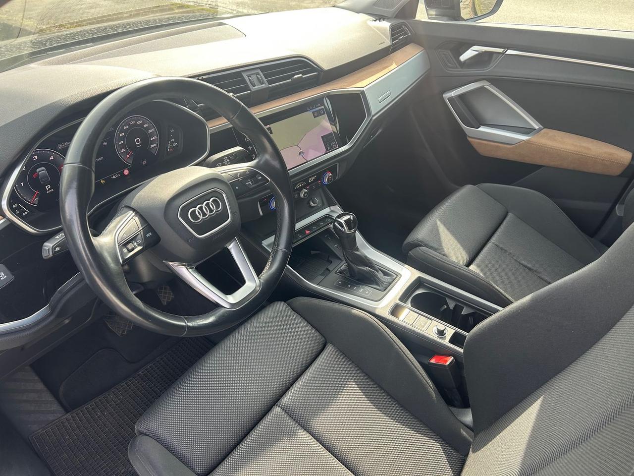 Audi Q3 S TRONIC S-LINE EDITION 2.0 35 TDI #9862