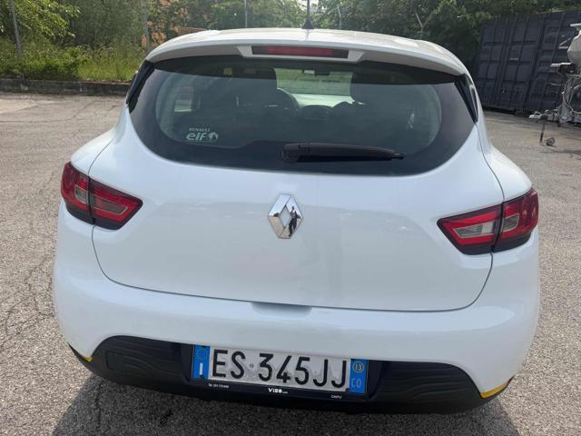 RENAULT Clio 1.2 75CV 5 porte Live senza nessun lavoro da fare