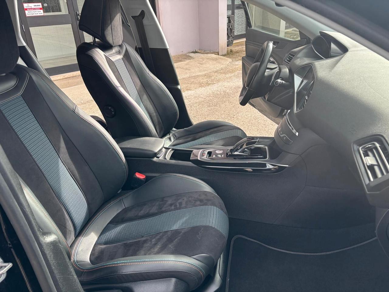 Peugeot 308 BlueHDi 130 S&S EAT8 SW Tech Edition 02/2020