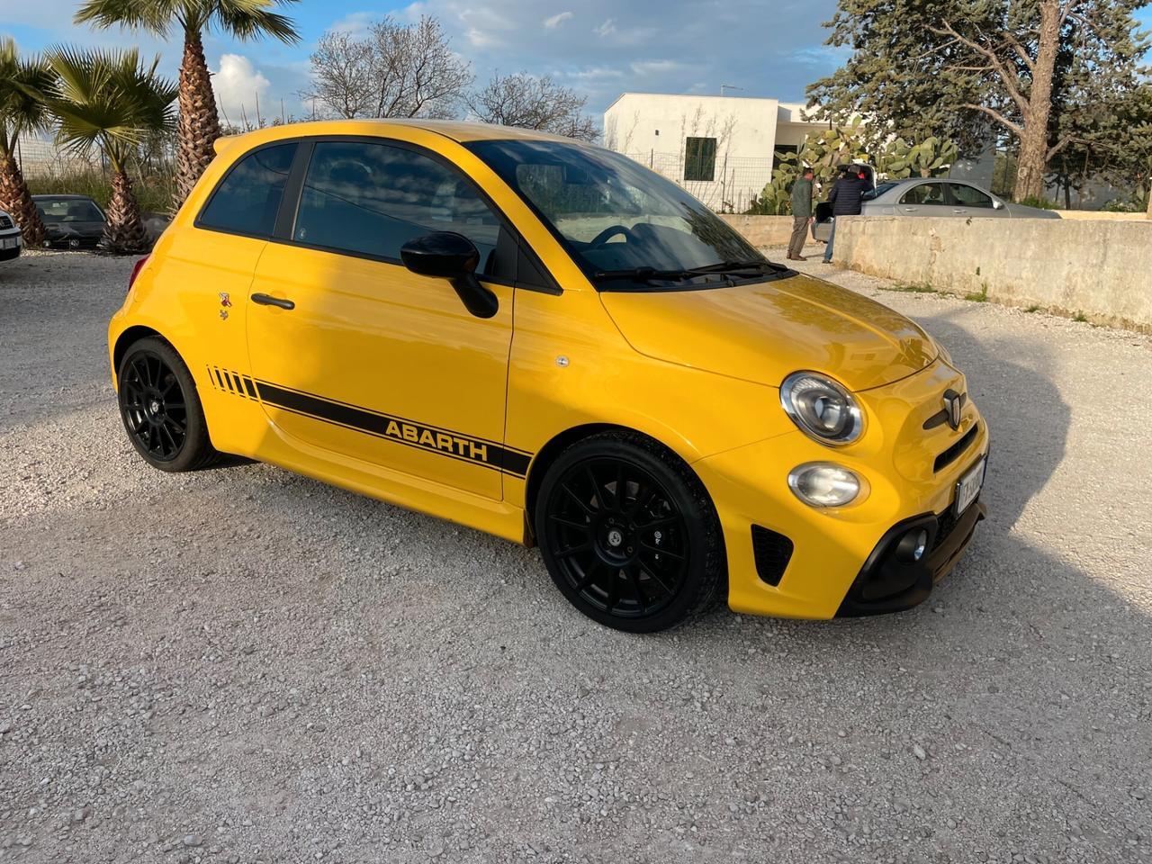 Abarth 595 1.4 Turbo T-Jet 180 CV Competizione