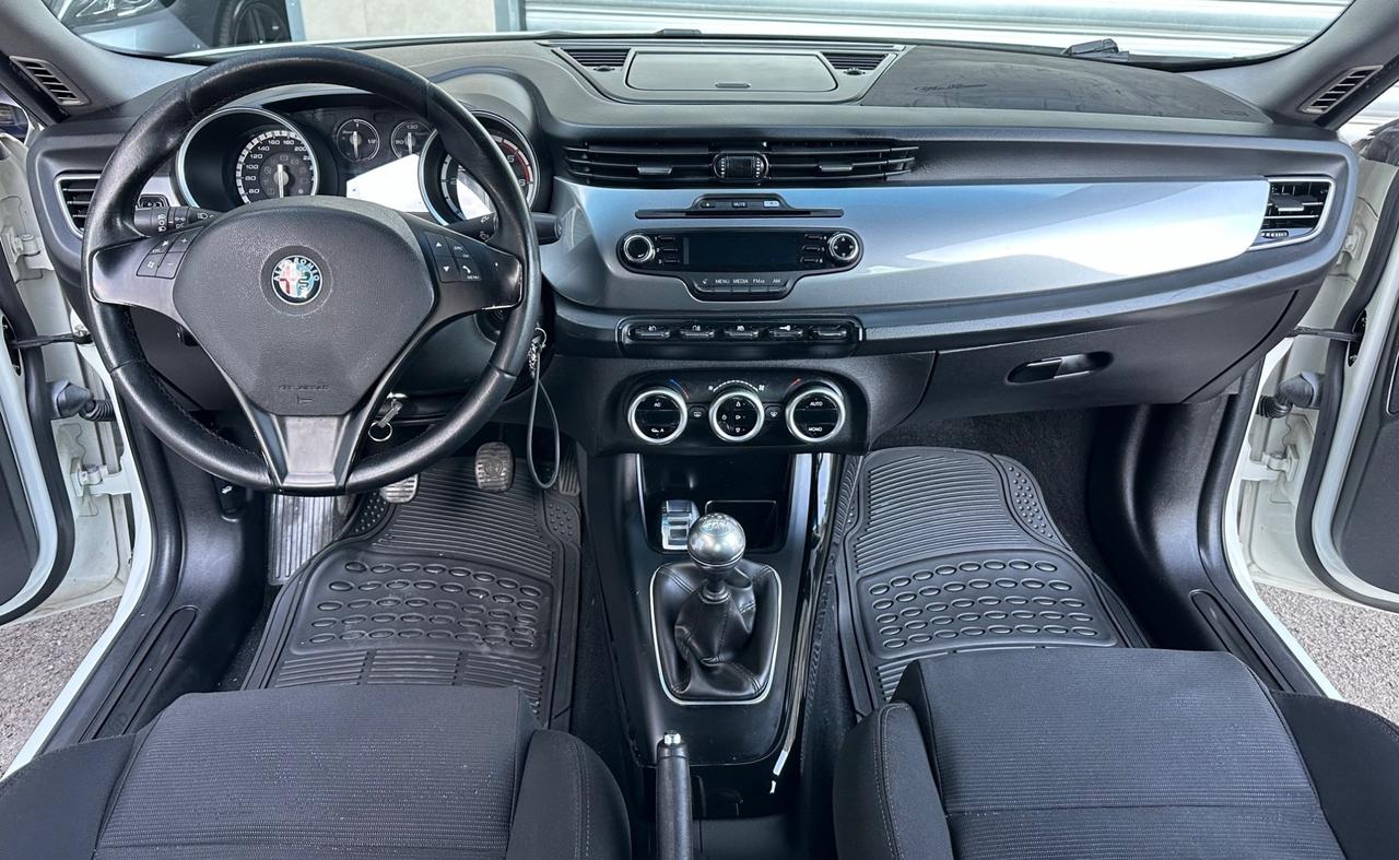 Alfa Romeo Giulietta 1.6 JTDm-2 105cv Distinctive
