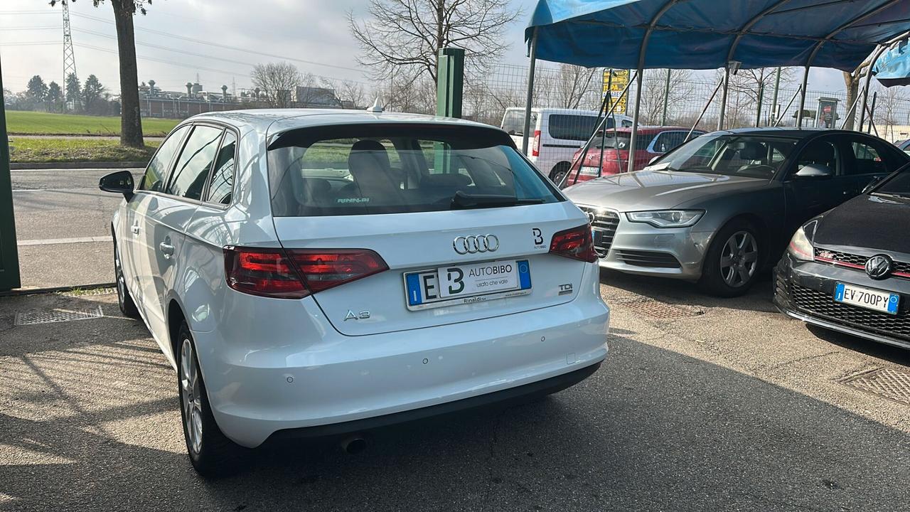 Audi A3 SPB 1.6 TDI clean diesel Ambition