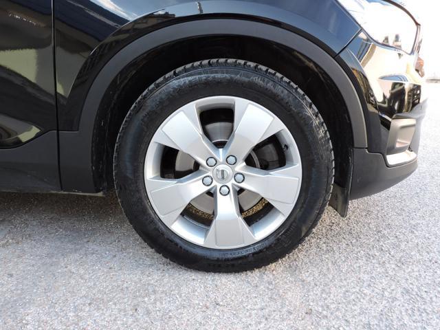 VOLVO XC40 D3 AWD Geartronic Momentum