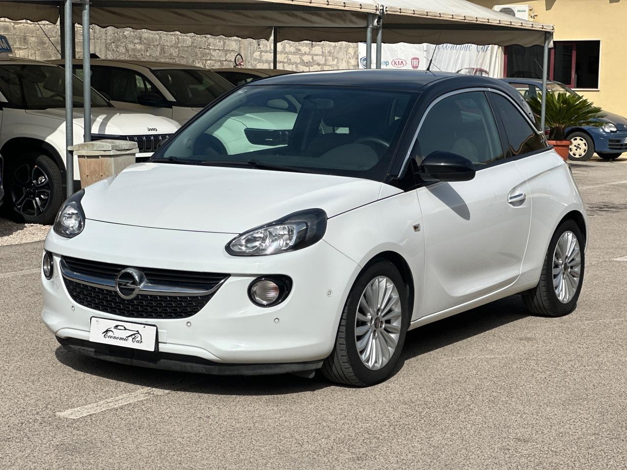 Opel Adam 1.2 70 white blach