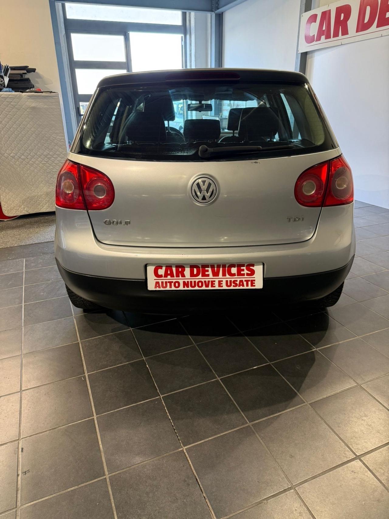 Volkswagen Golf 5 SERIE-NEOPATENTATI