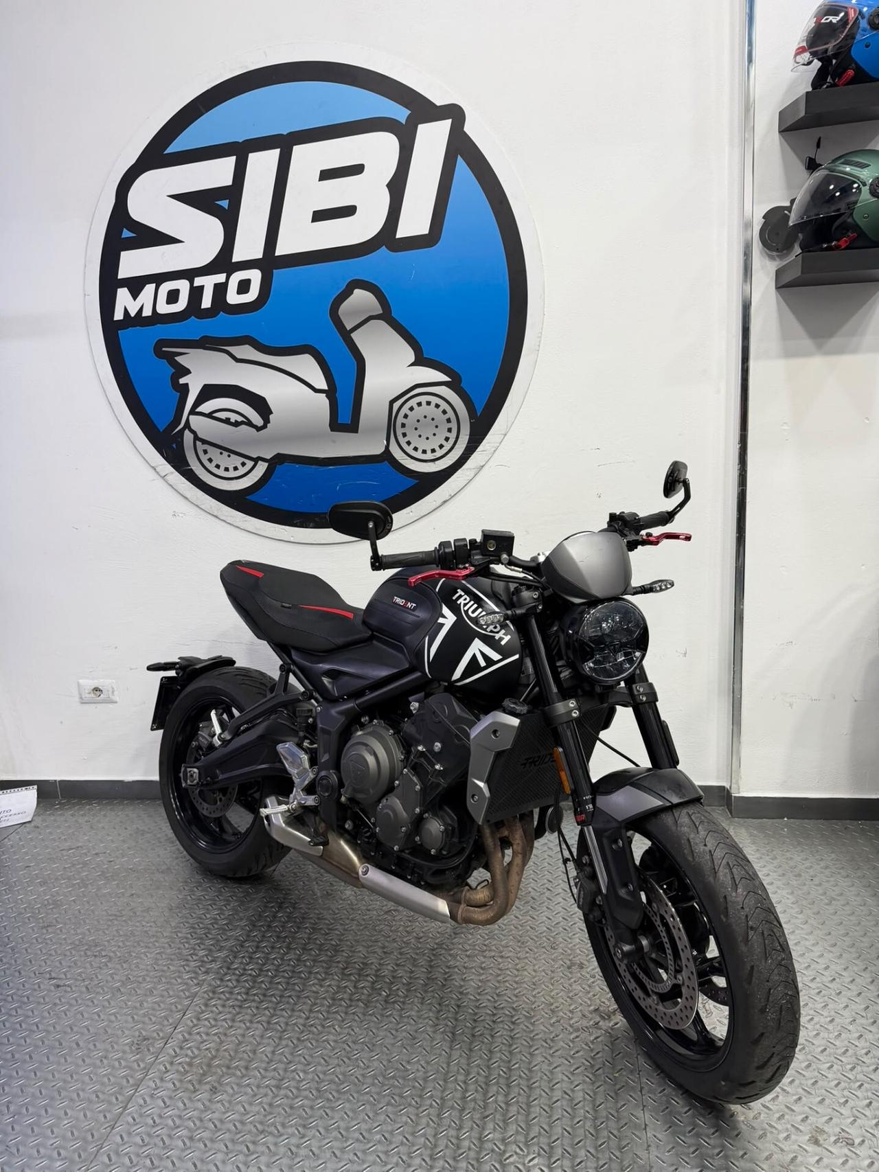 Triumph Trident 660