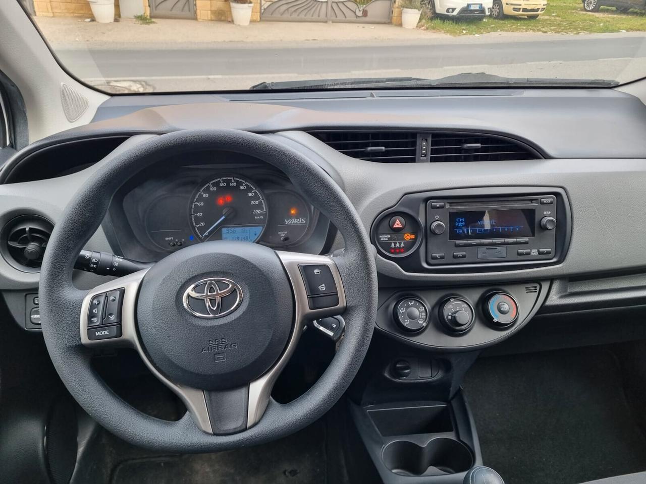 Toyota Yaris 1.0 72 CV 5 porte Active