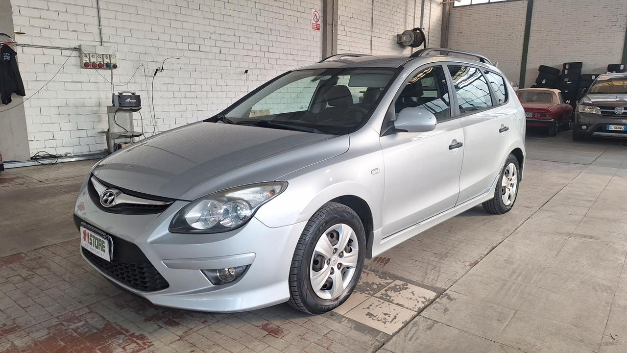 Hyundai i30 CW 1.6 CRDi VGT 16V 90CV