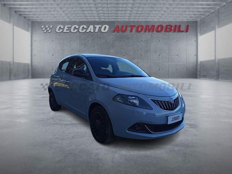 Lancia Ypsilon Ypsilon 1.0 firefly hybrid Silver s&s 70cv 5p.ti