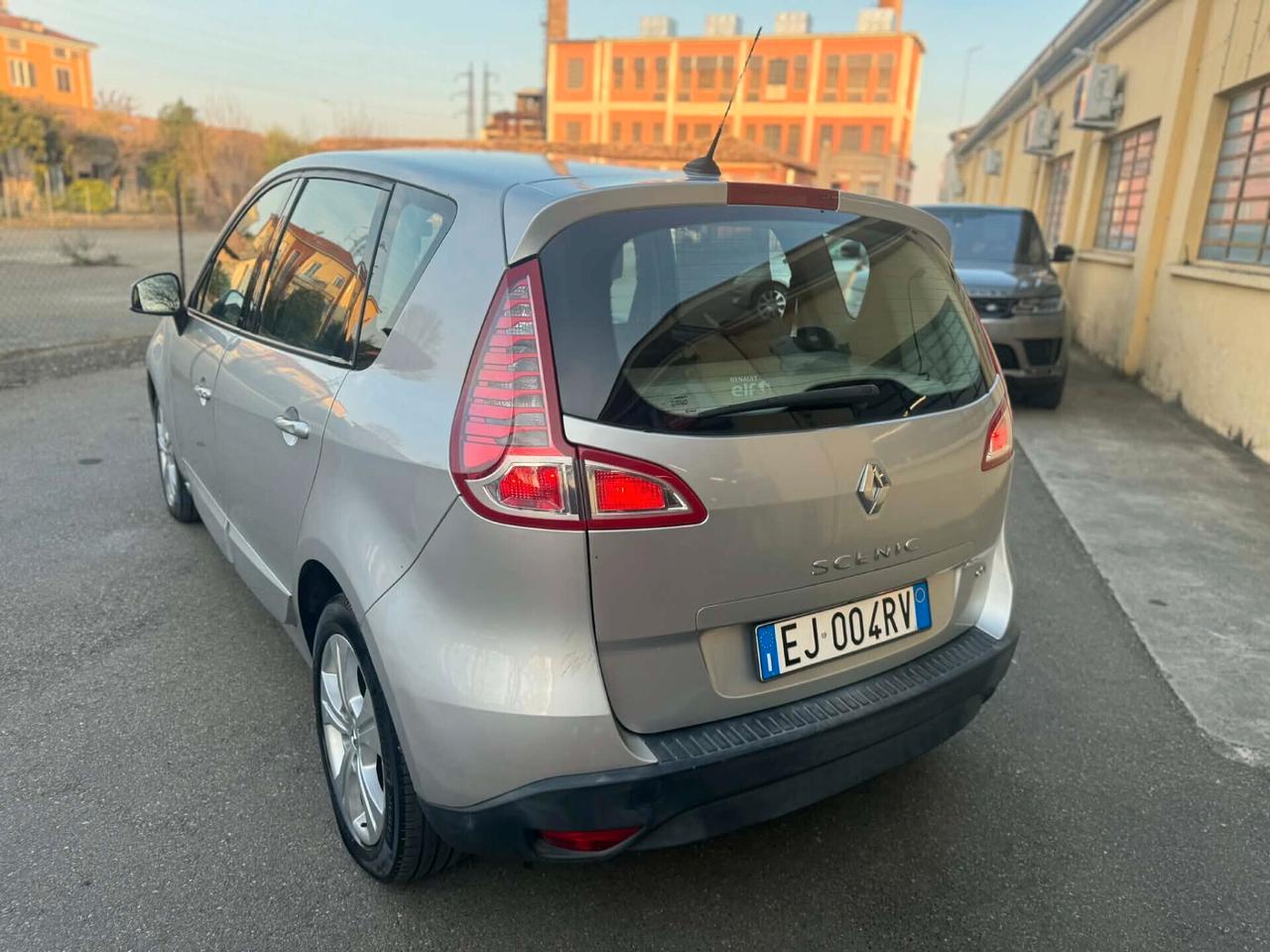 Renault Scenic X-Mod Anno 2011 1.5 Diesel Euro5