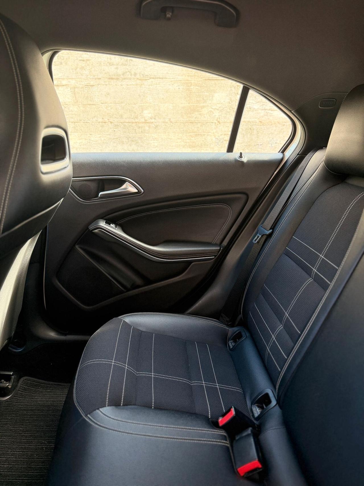 Mercedes-benz A 180 Mercedes Classe CDI 110CV Sport Automatica