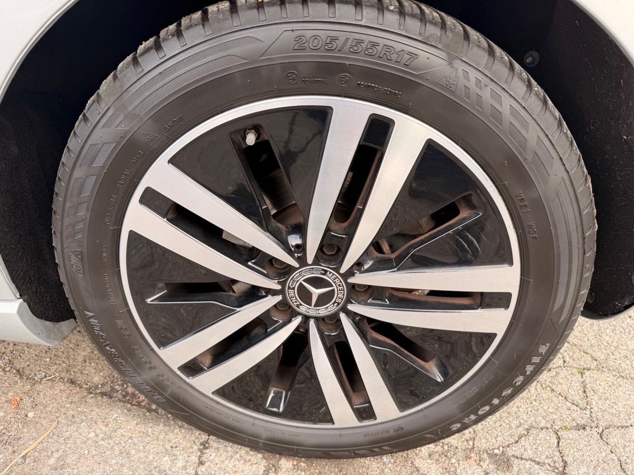 Mercedes-benz A 180 d Automatic Business