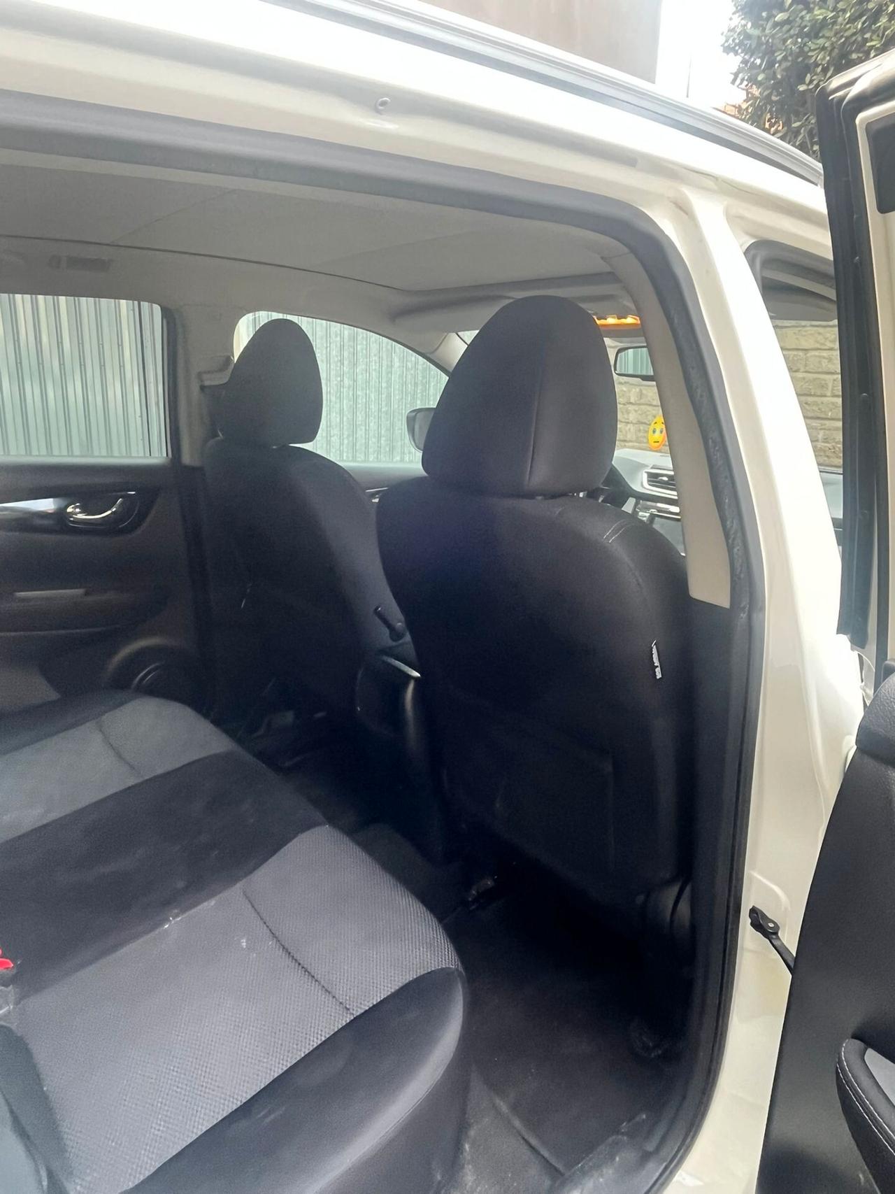 Nissan Qashqai 1.6 dCi 2WD Acenta N-CONNECTA