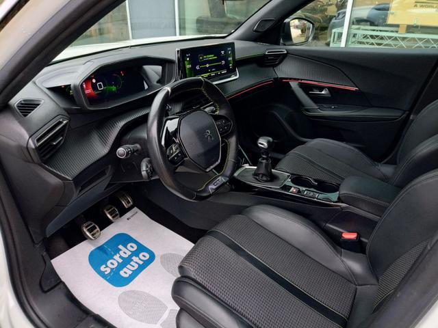 PEUGEOT 2008 PureTech GT Line