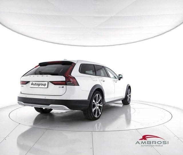 VOLVO V90 Cross Country B4 (d) AWD Geartronic Business Pro