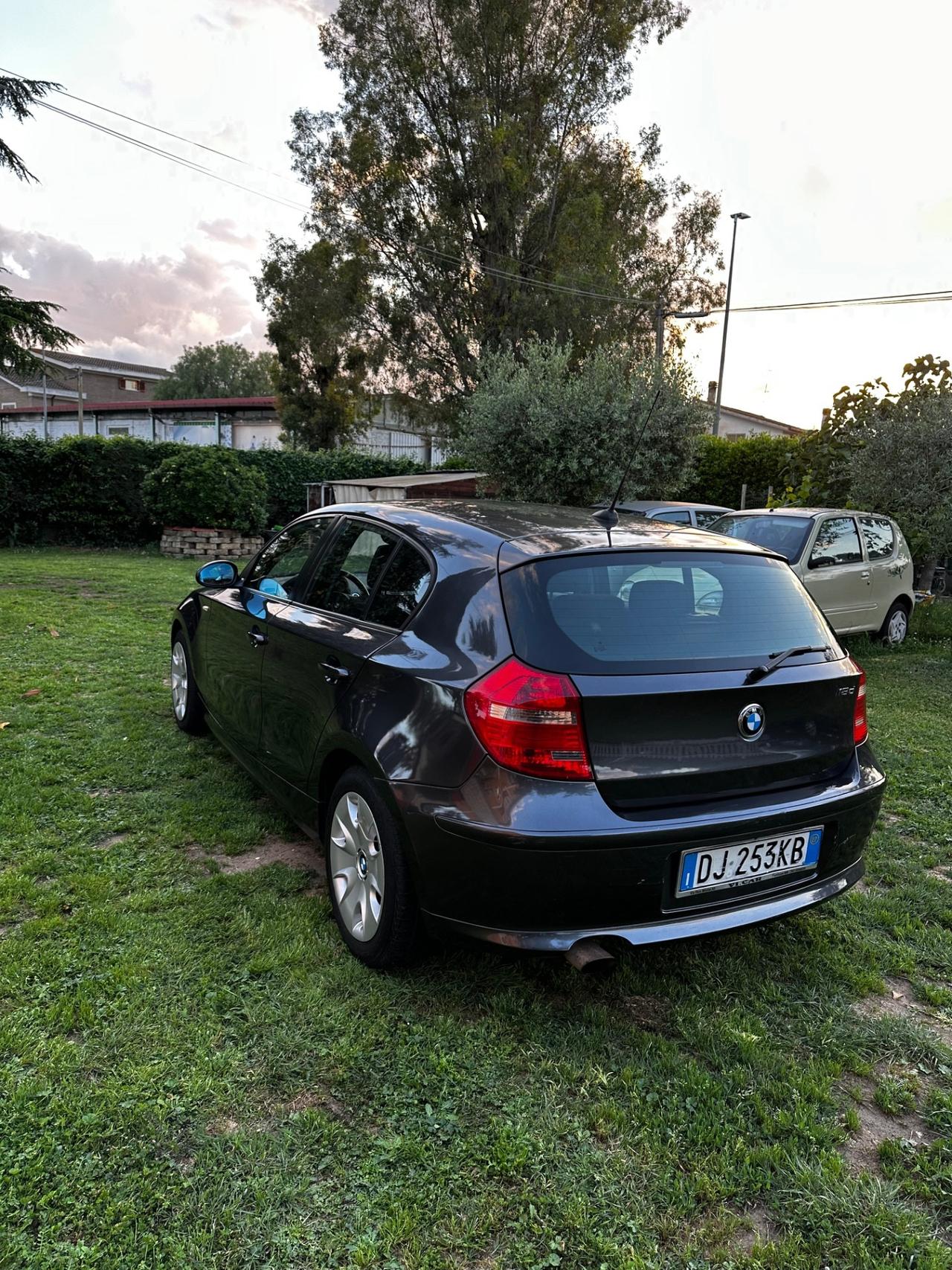 Bmw 118 118d cat 5 porte Futura DPF PERFETTA !